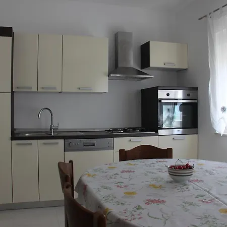 Mikulandra Apartment Sibenik